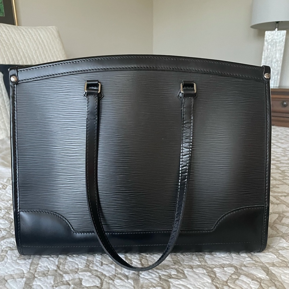 Louis Vuitton Epi Leather Madeleine PM Bag- black